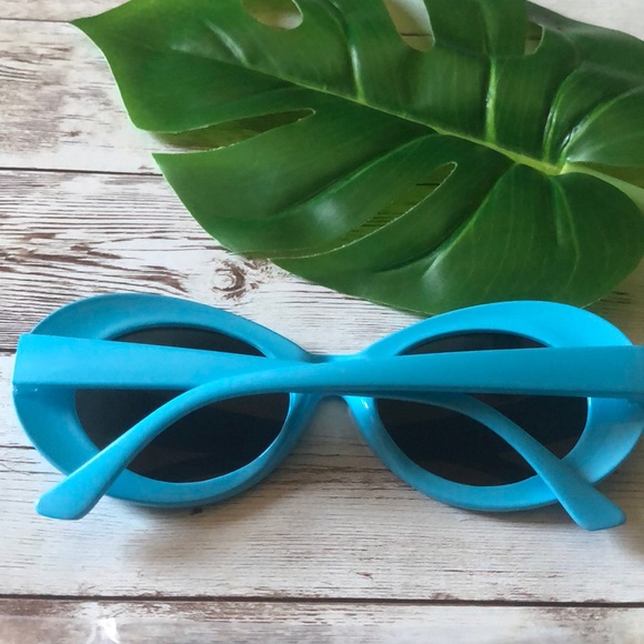 Clout Goggles Retro Sunglasses - Blue - Picture 2 of 10